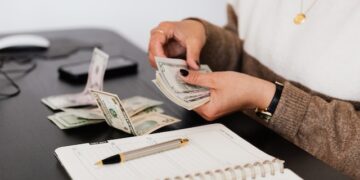 Finance Tips For Money-Savvy Real Estate Entrepreneurs