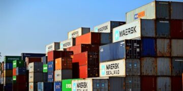 Navigating Challenges: How to Keep Your Logistics Business Safe and Smooth