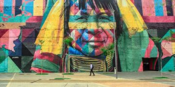 Analyzing the Evolution of Urban Culture Trends and Influences